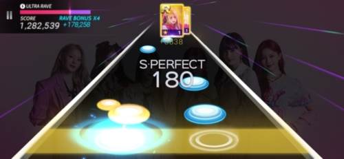 superstar stayc图片2